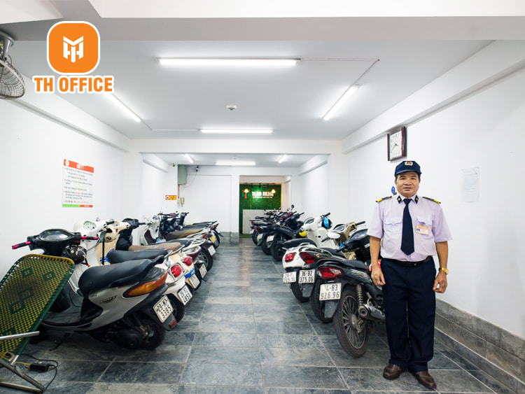 Hầm gửi xe là một trong những tiện ích văn phòng thiết yếu.